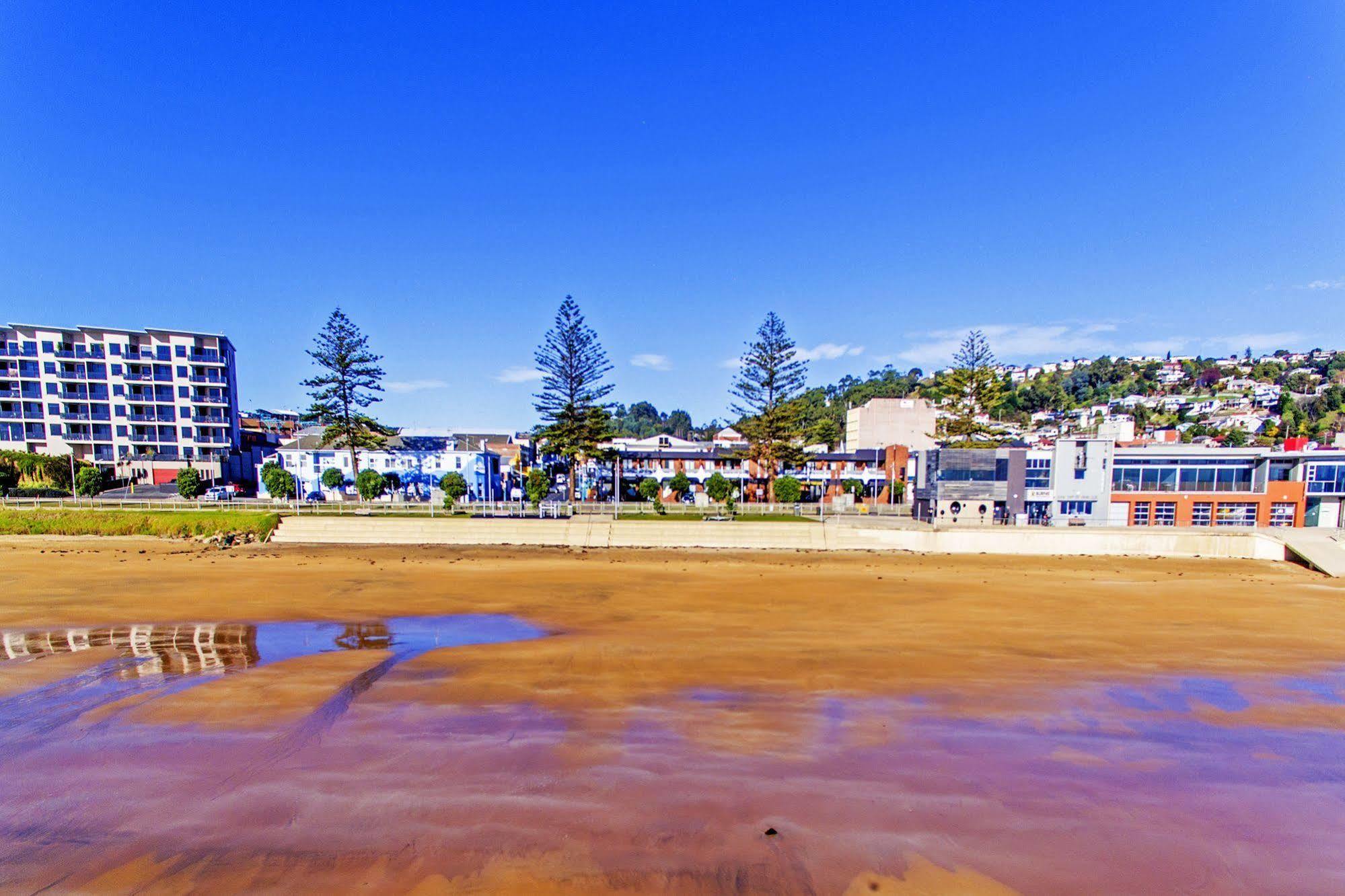 Beachfront Voyager Motor Inn Burnie Exterior foto